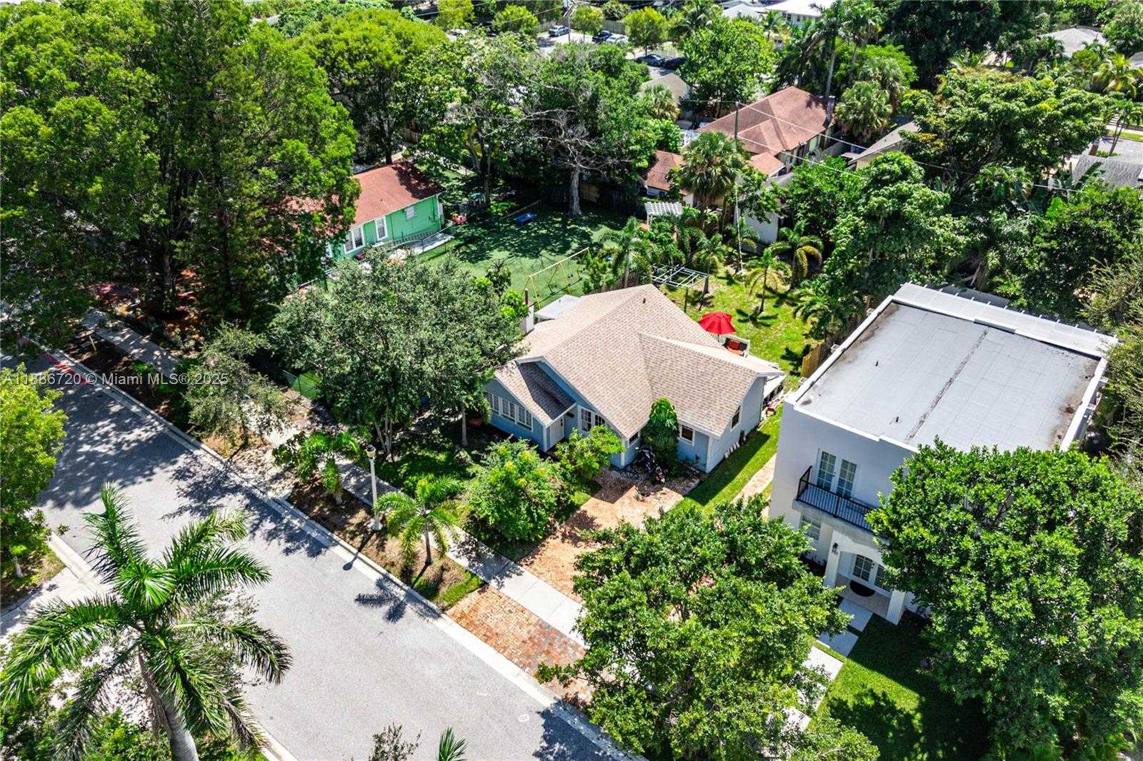 Small Image of West Palm Beach Number 36