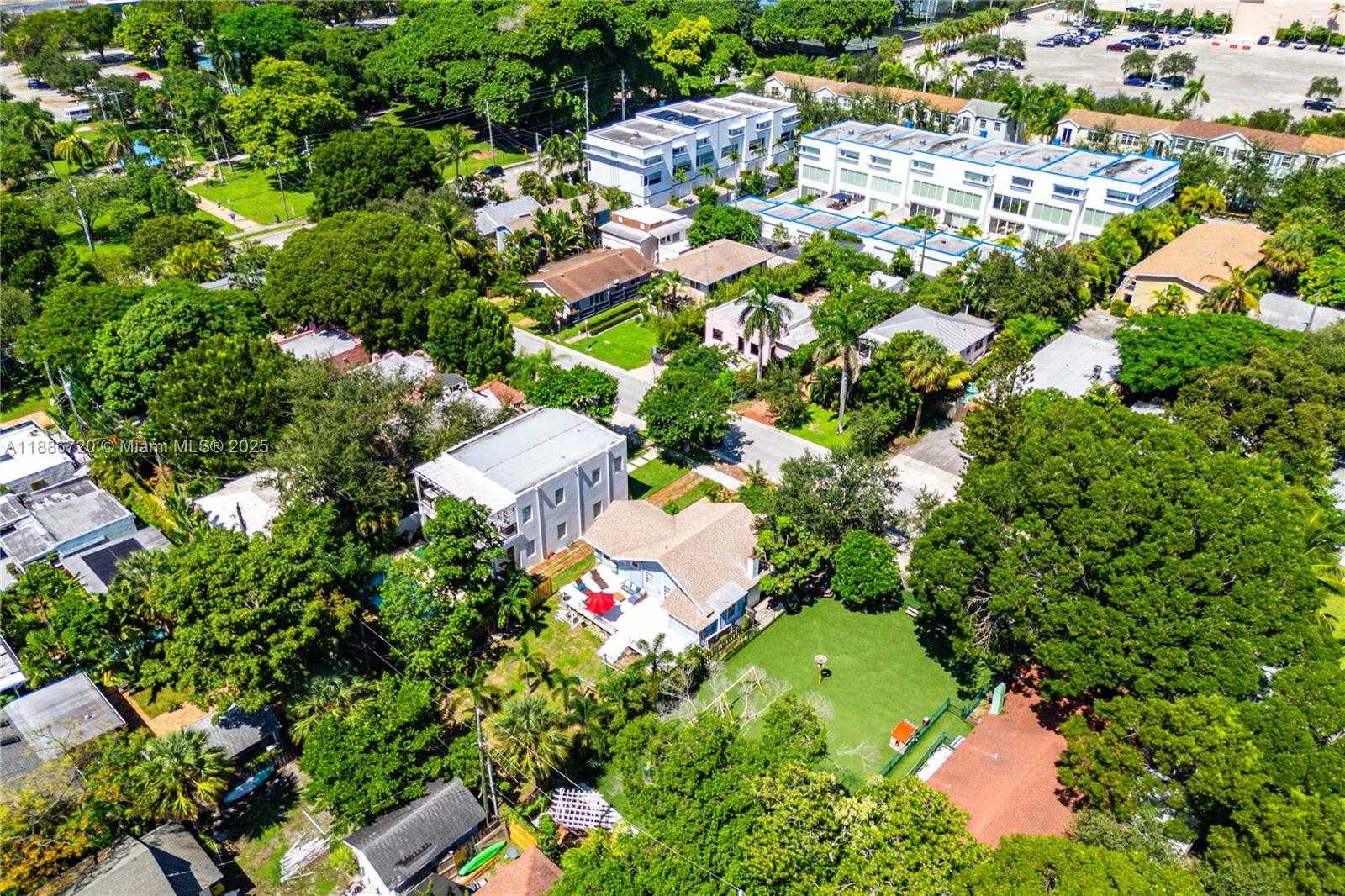 Small Image of West Palm Beach Number 38