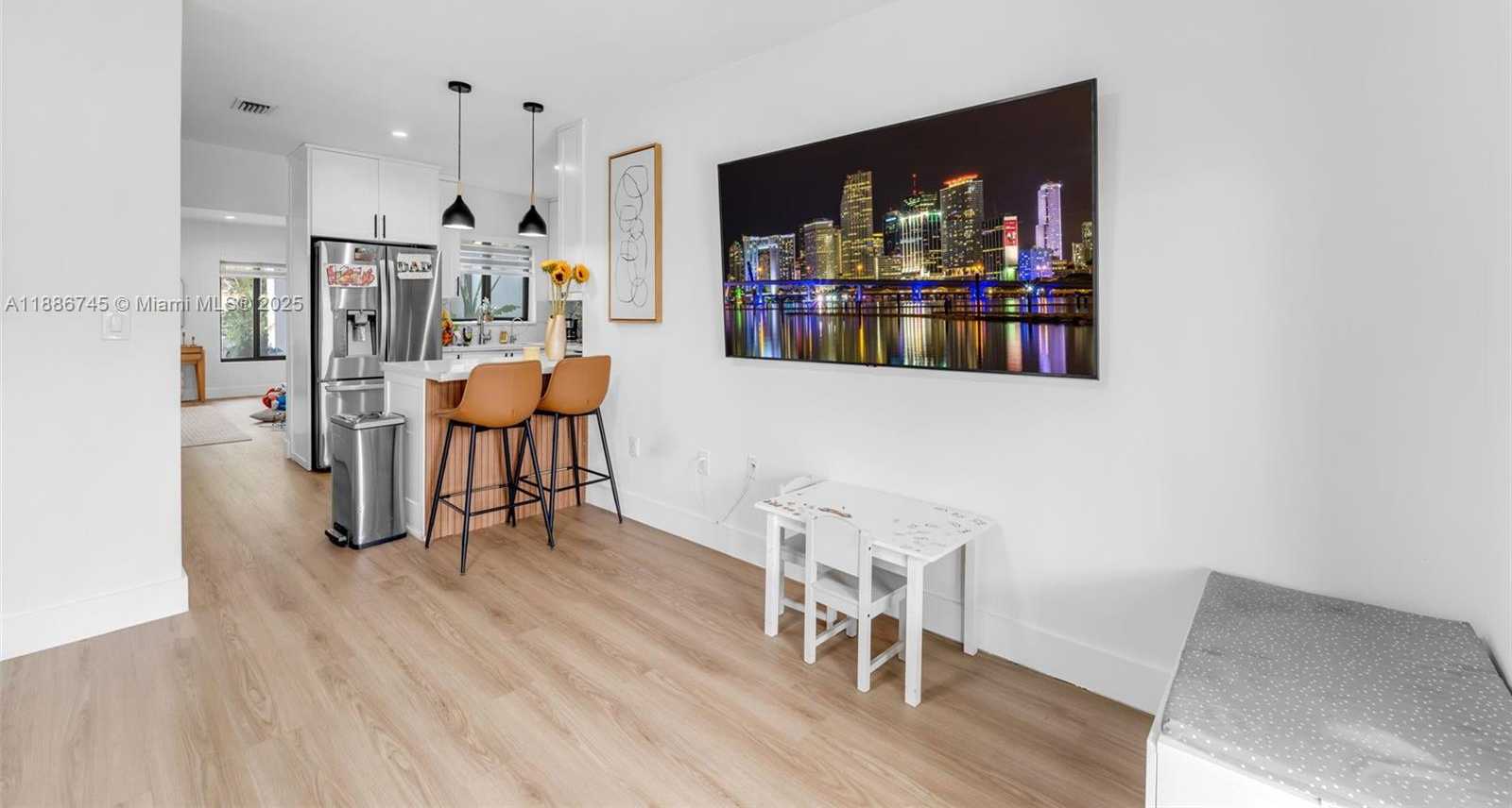 Small Image of 9032 SOUTH WEST 8TH TER, Miami Number 11