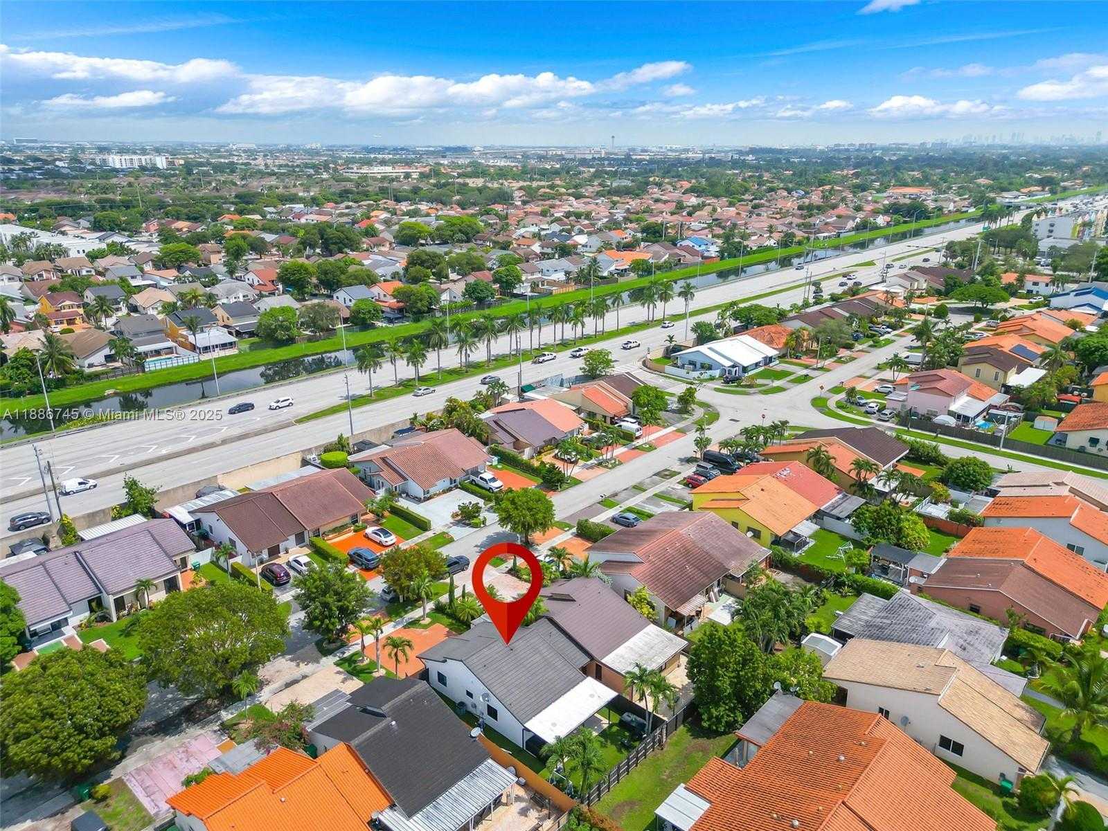 Small Image of 9032 SOUTH WEST 8TH TER, Miami Number 32
