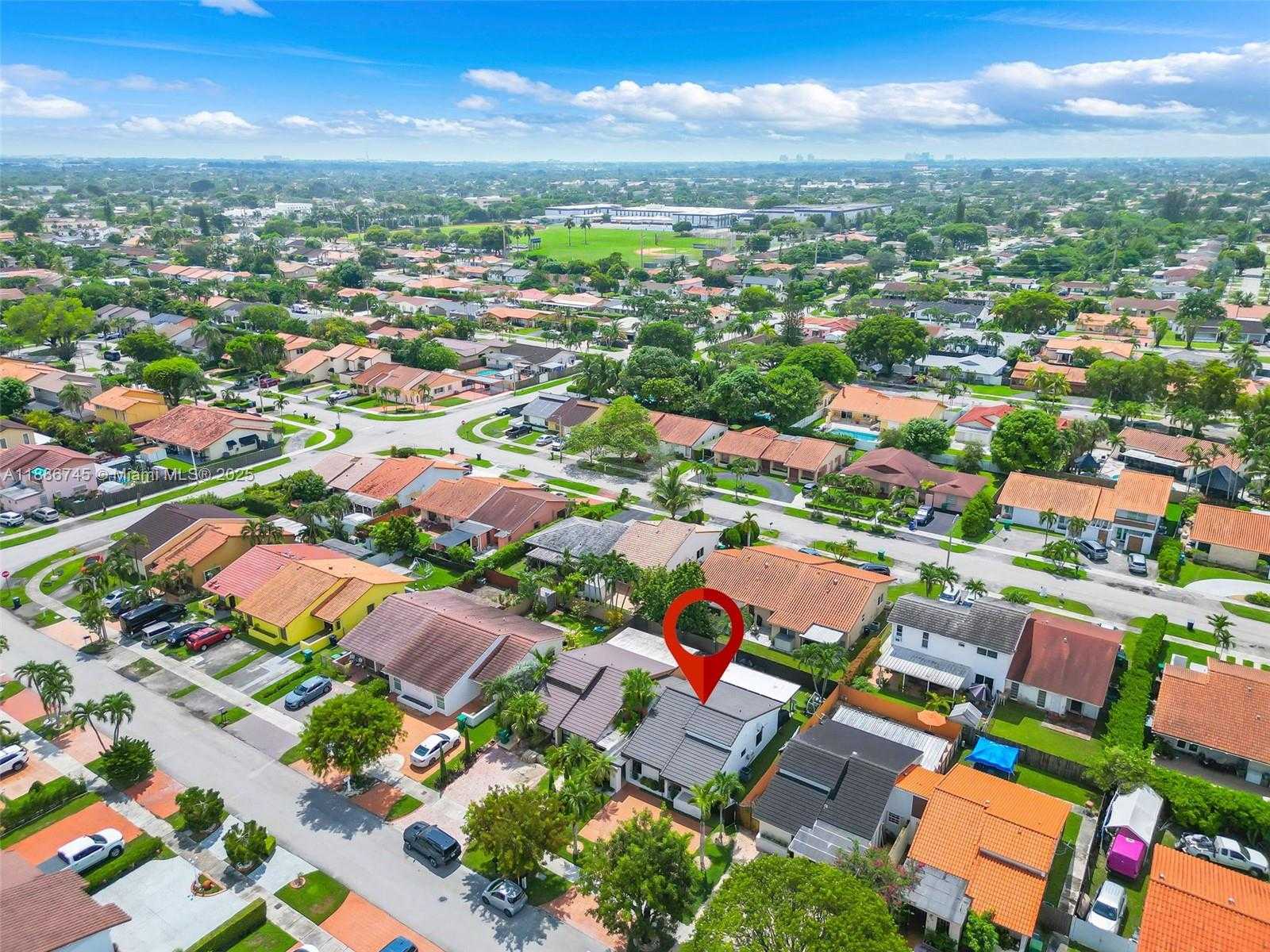 Small Image of 9032 SOUTH WEST 8TH TER, Miami Number 34