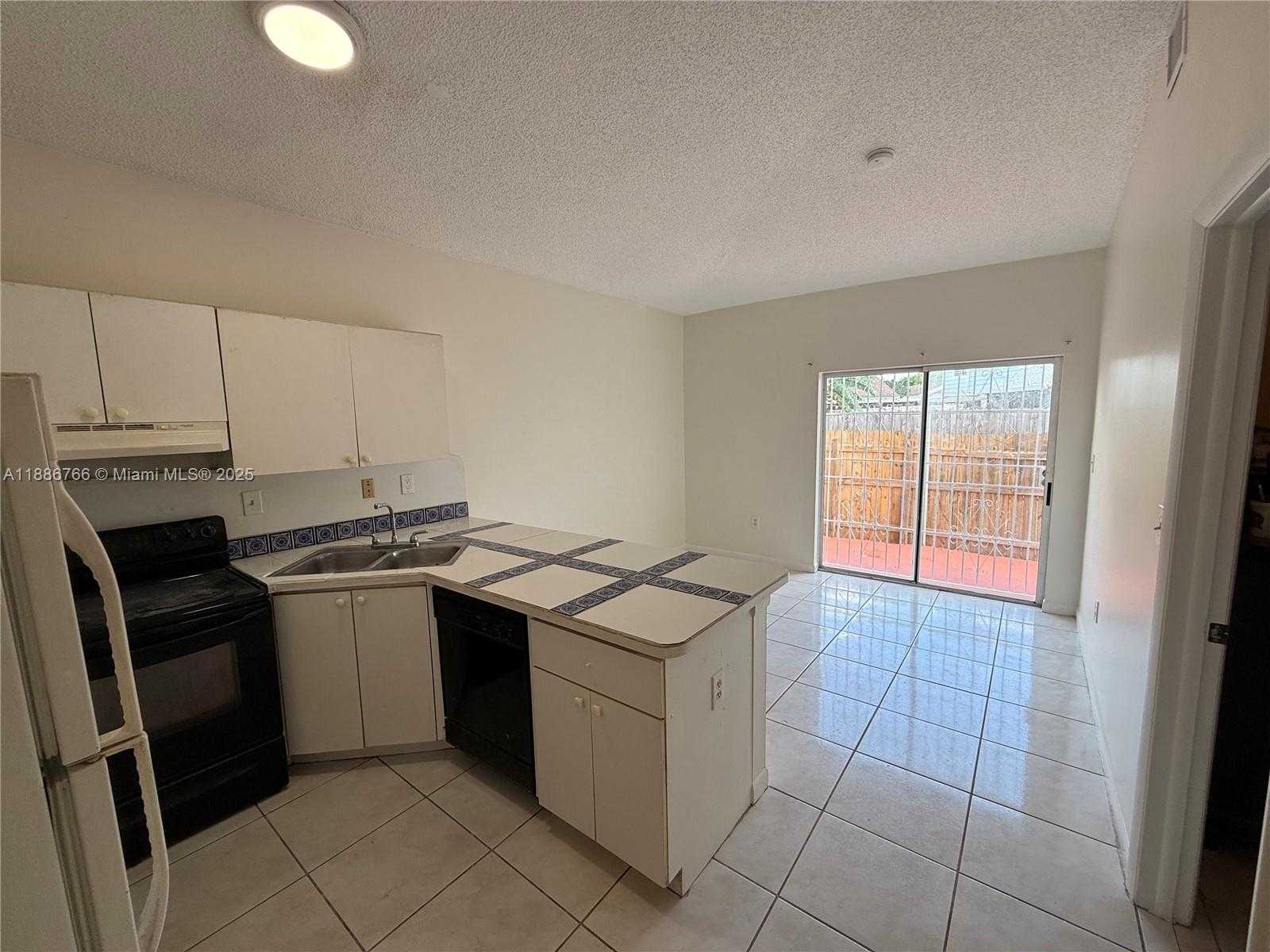 Small Image of 1089 SOUTH EAST 13TH TER, Homestead Number 9