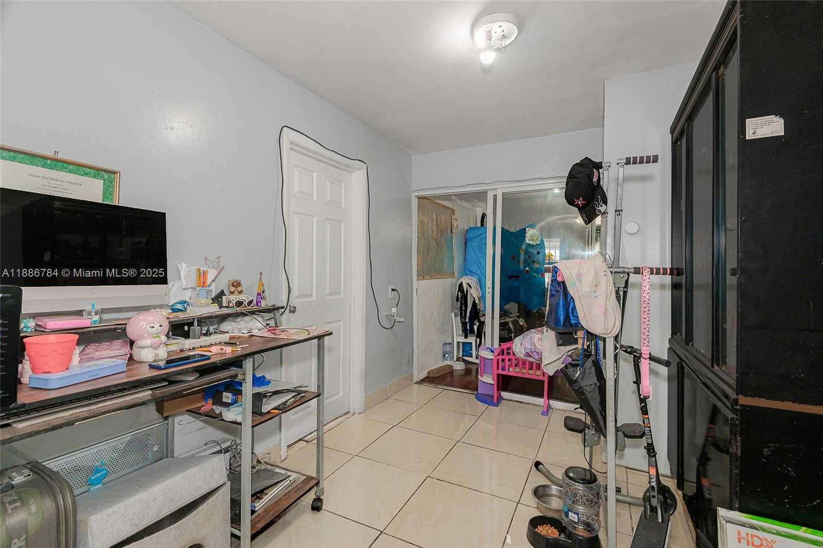 Imagen de Pequeño Objeto