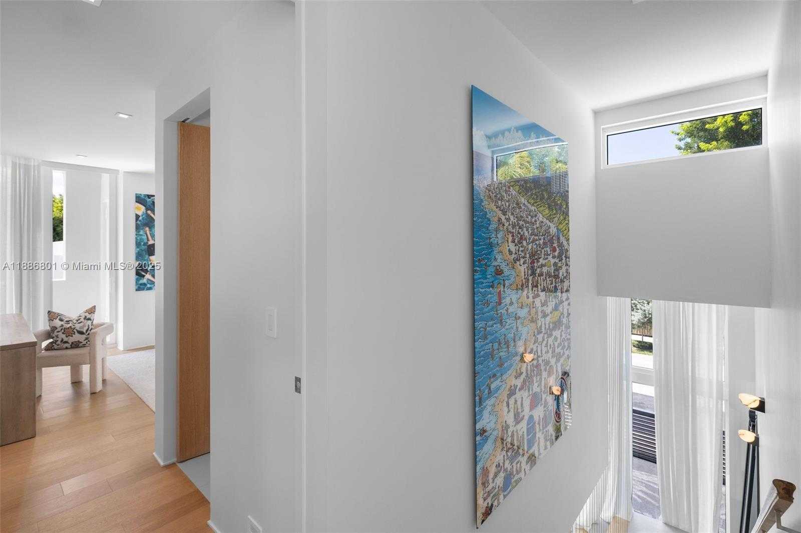 Small Image of 4433 NORTH BAY RD, Miami Beach Number 44