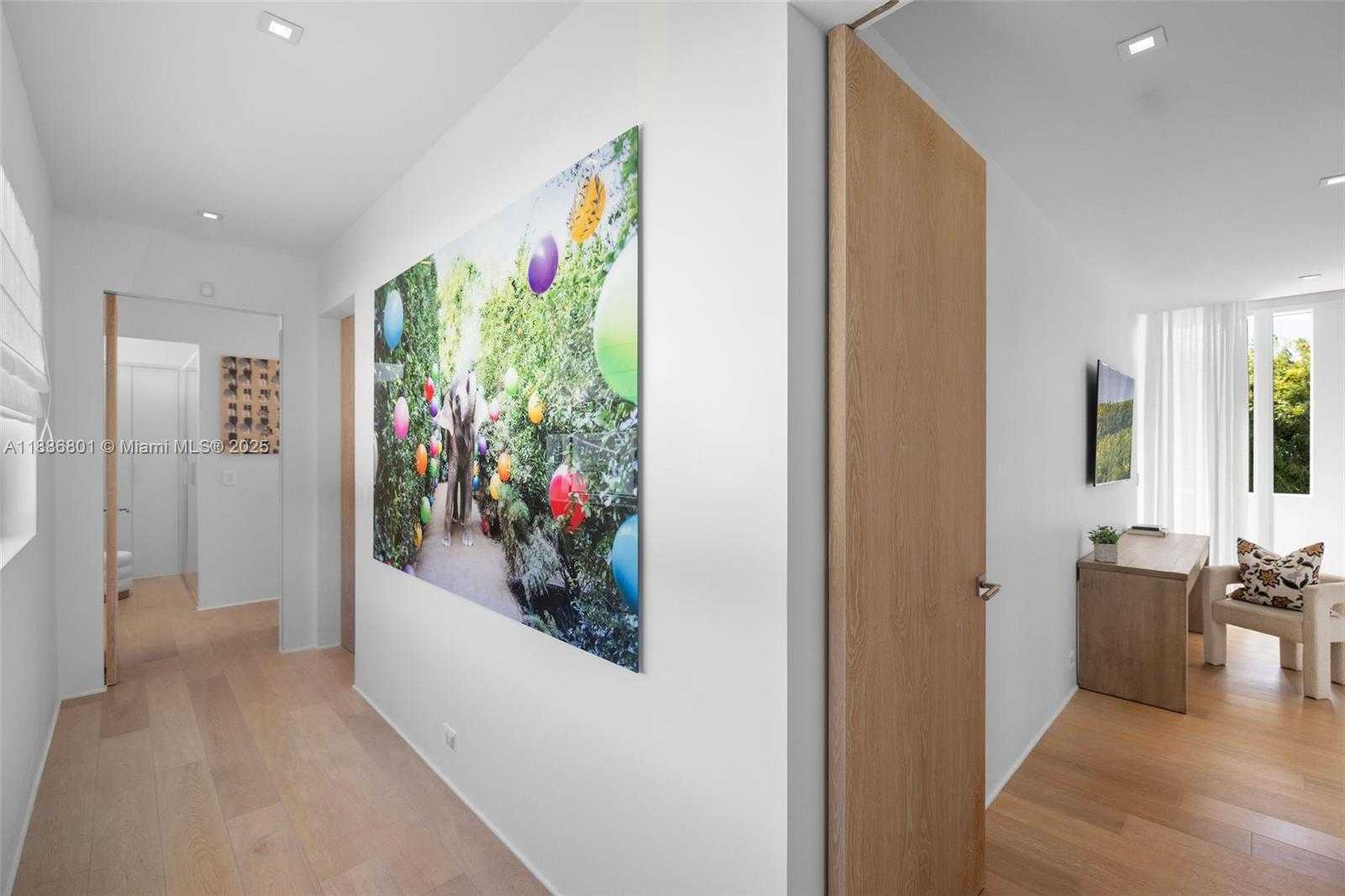 Small Image of 4433 NORTH BAY RD, Miami Beach Number 53