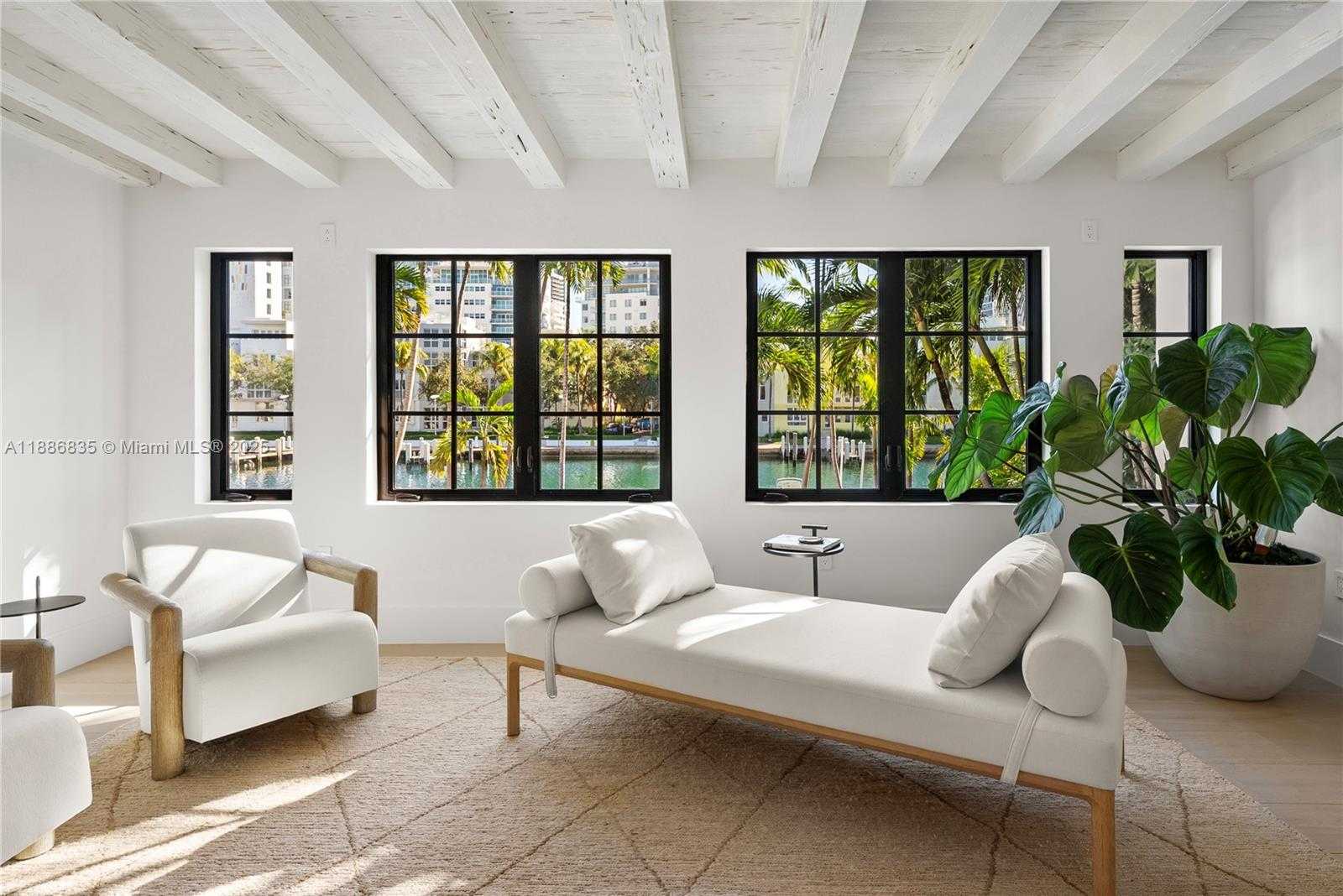 Small Image of 6065 PINE TREE DR, Miami Beach Number 26