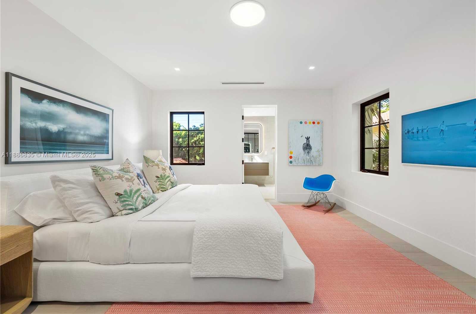 Small Image of 6065 PINE TREE DR, Miami Beach Number 29