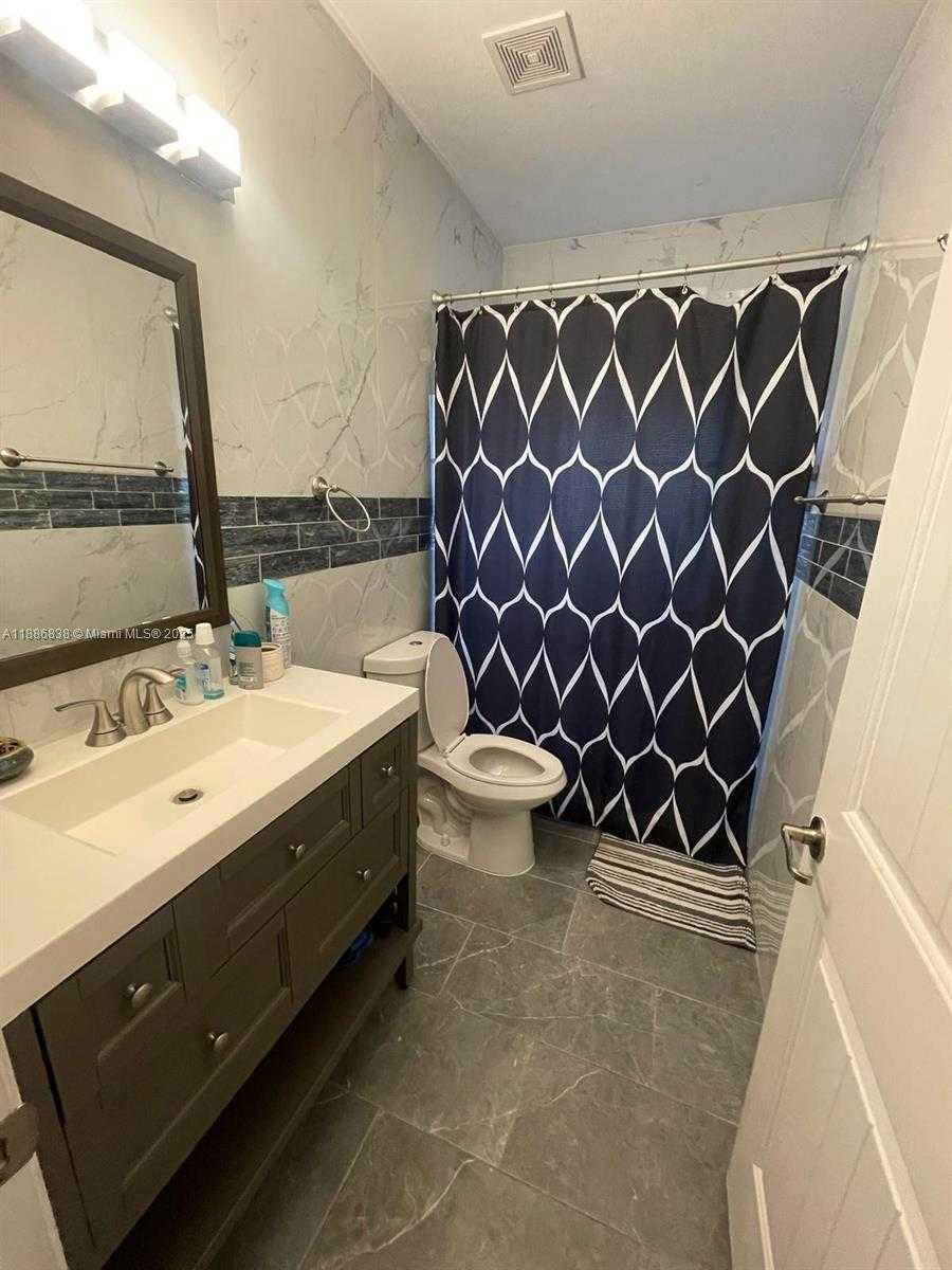 Small Image of 13391 SOUTH WEST 268TH TER, Homestead Number 11