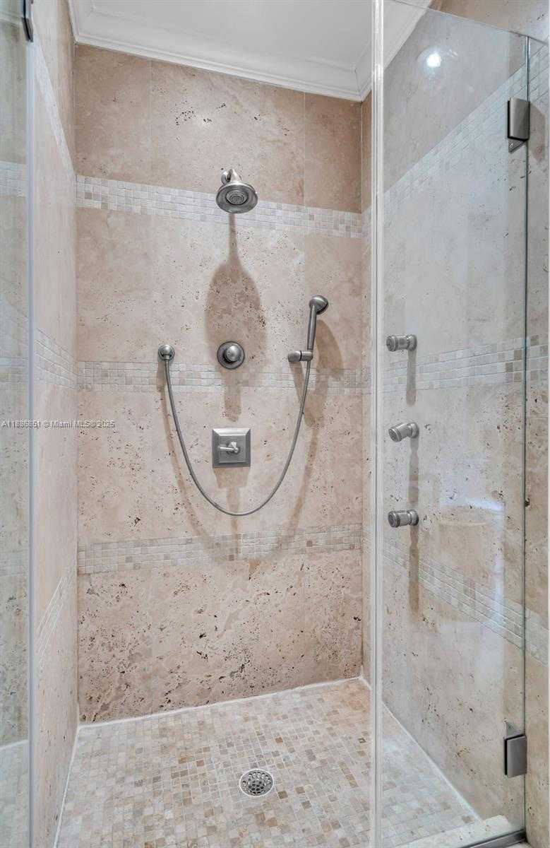Small Image of 3435 ROYAL PALM AVE, Miami Beach Number 19