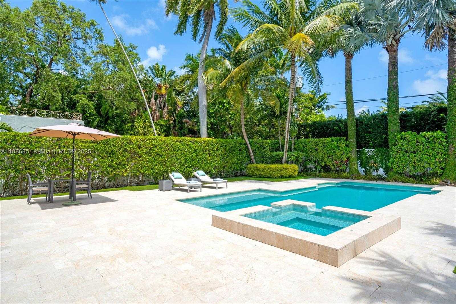 Small Image of 3435 ROYAL PALM AVE, Miami Beach Number 25