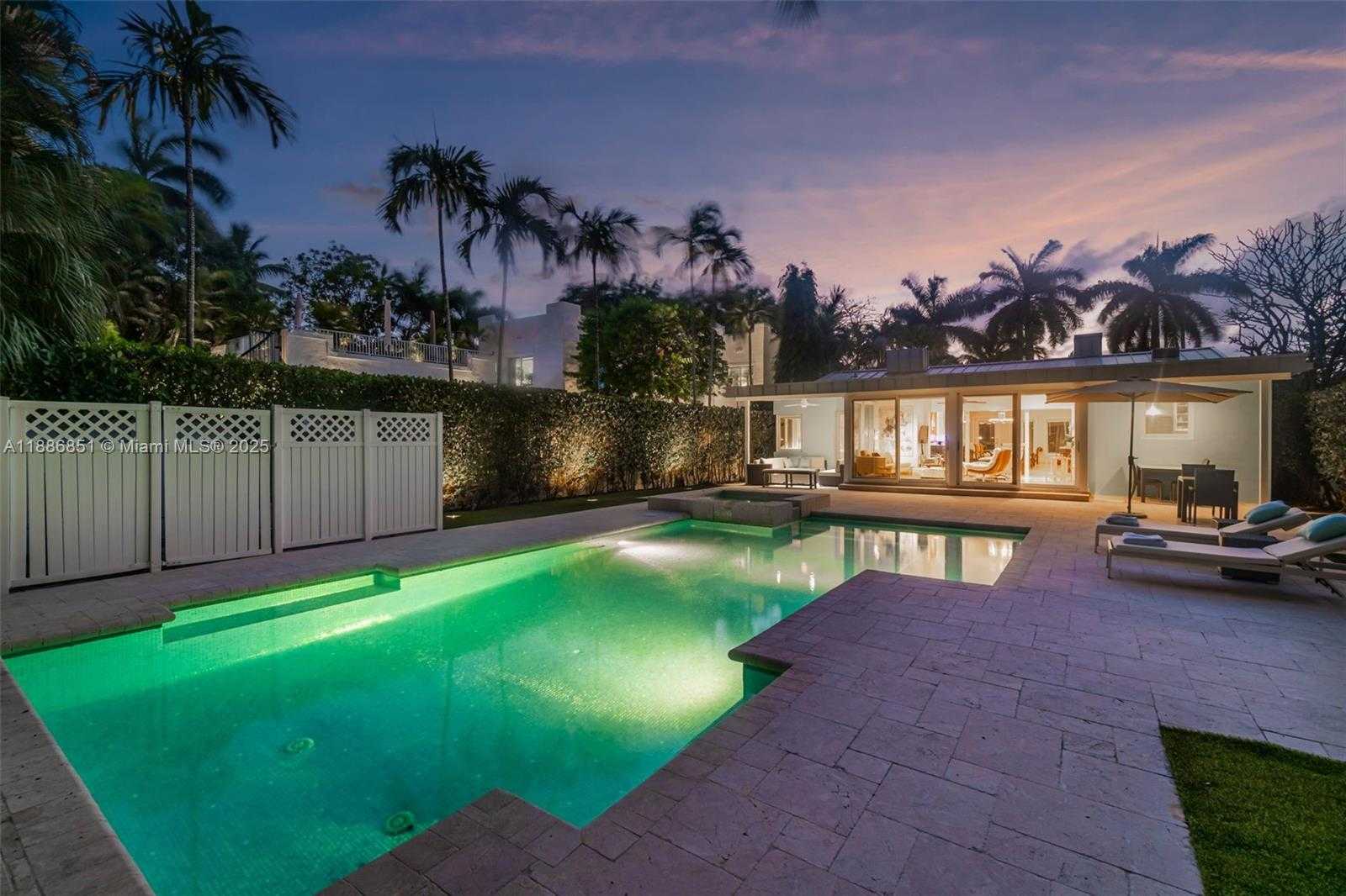 Small Image of 3435 ROYAL PALM AVE, Miami Beach Number 39