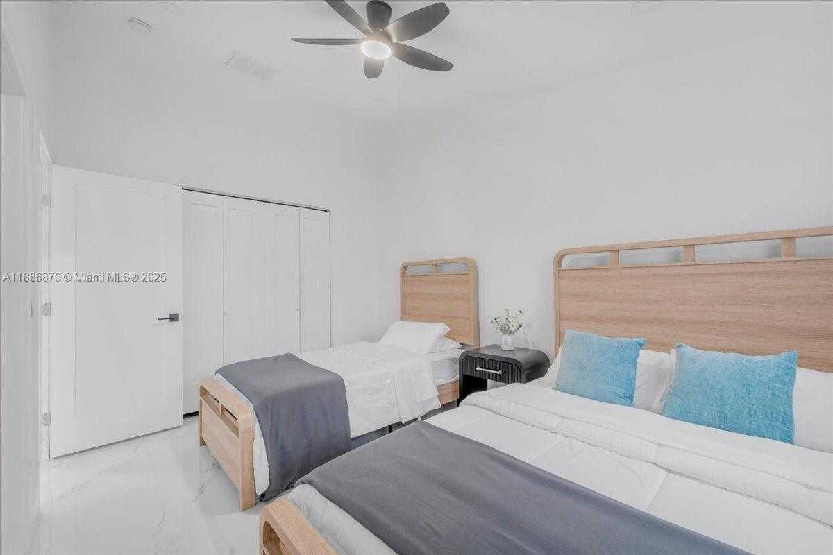 Small Image of 3728 SOUTH EAST 18TH AVE, Other City - In The State Of Florida Number 51