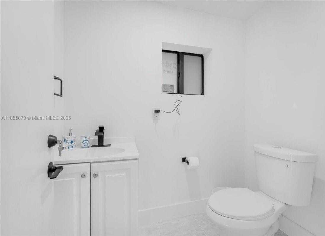 Small Image of 3728 SOUTH EAST 18TH AVE, Other City - In The State Of Florida Number 63