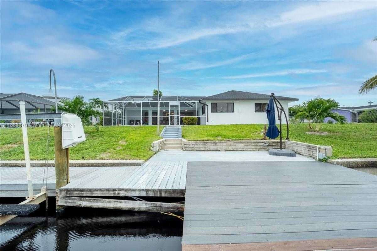 Small Image of 3728 SOUTH EAST 18TH AVE, Other City - In The State Of Florida Number 71