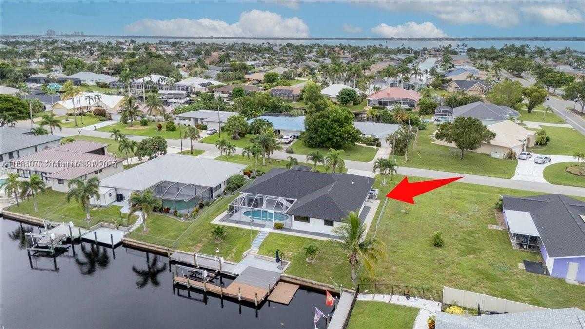 Small Image of 3728 SOUTH EAST 18TH AVE, Other City - In The State Of Florida Number 79