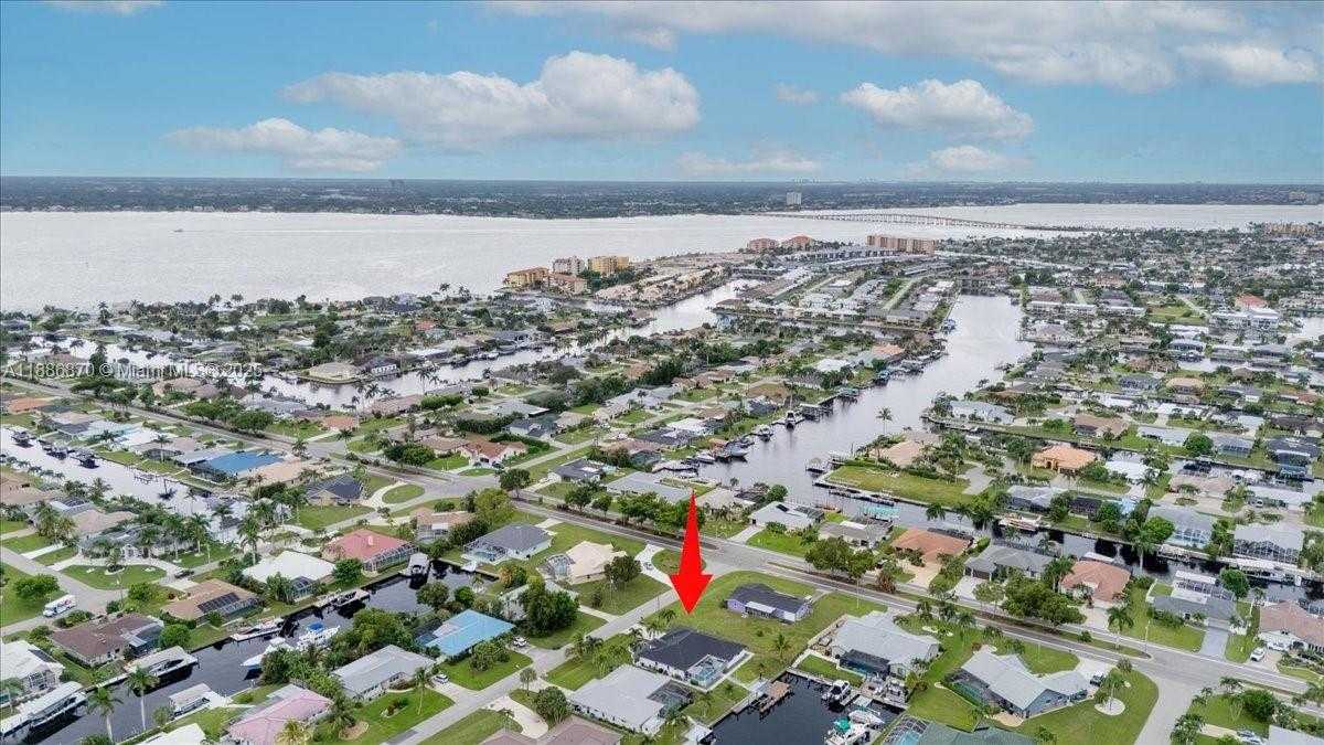 Small Image of 3728 SOUTH EAST 18TH AVE, Other City - In The State Of Florida Number 83
