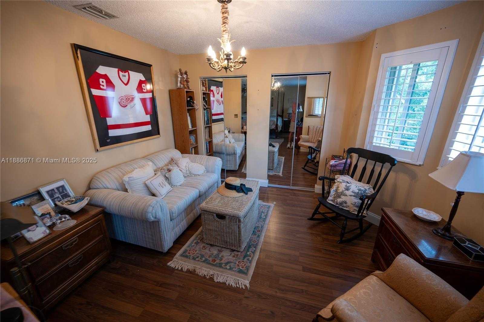 Small Image of 10740 SOUTH WEST 14TH CT, Davie Number 28