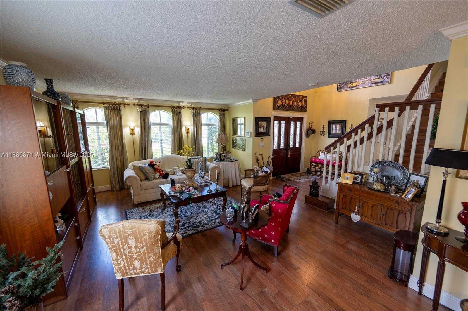 Small Image of 10740 SOUTH WEST 14TH CT, Davie Number 6