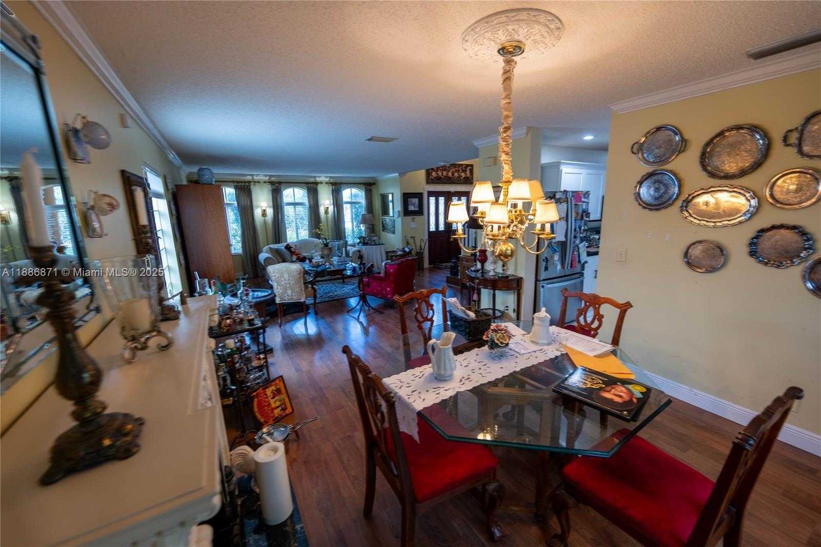 Small Image of 10740 SOUTH WEST 14TH CT, Davie Number 8