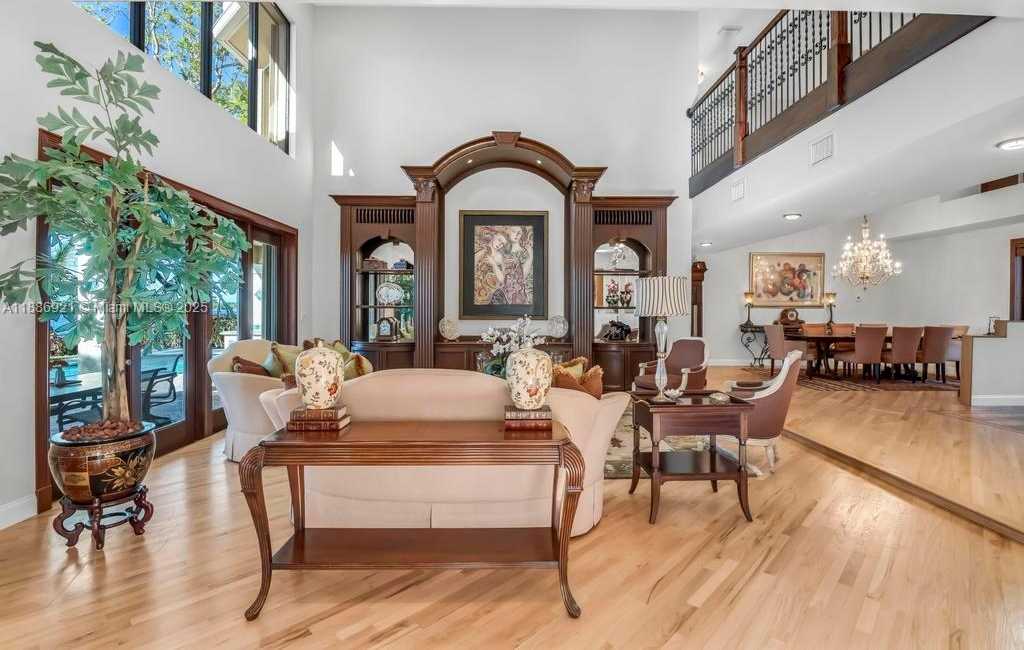 Small Image of 18112 NORTH WEST 15TH CT, Pembroke Pines Number 10