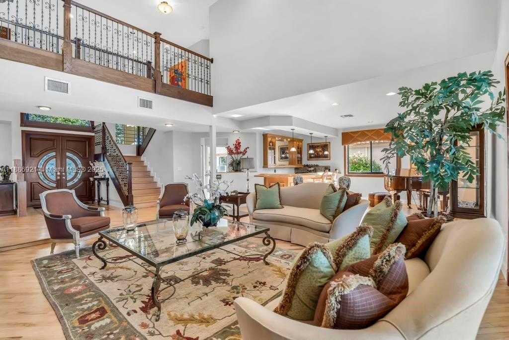 Small Image of 18112 NORTH WEST 15TH CT, Pembroke Pines Number 11