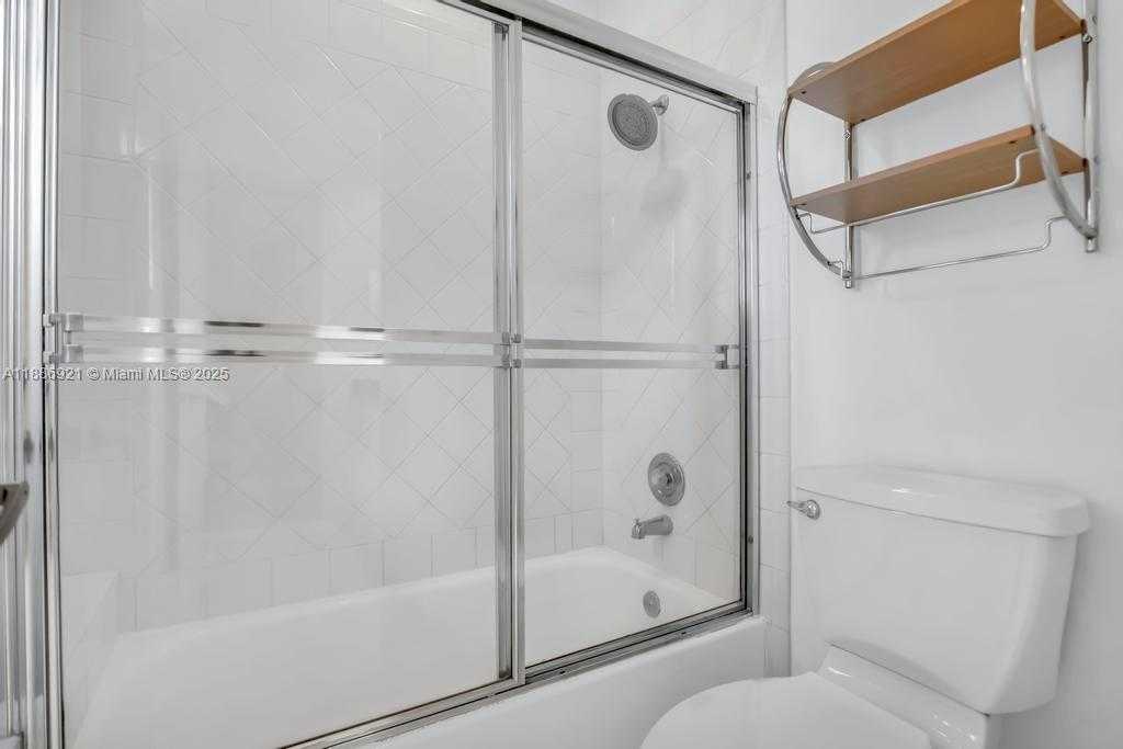 Small Image of 18112 NORTH WEST 15TH CT, Pembroke Pines Number 49