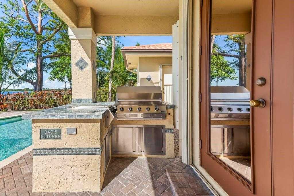 Small Image of 18112 NORTH WEST 15TH CT, Pembroke Pines Number 58