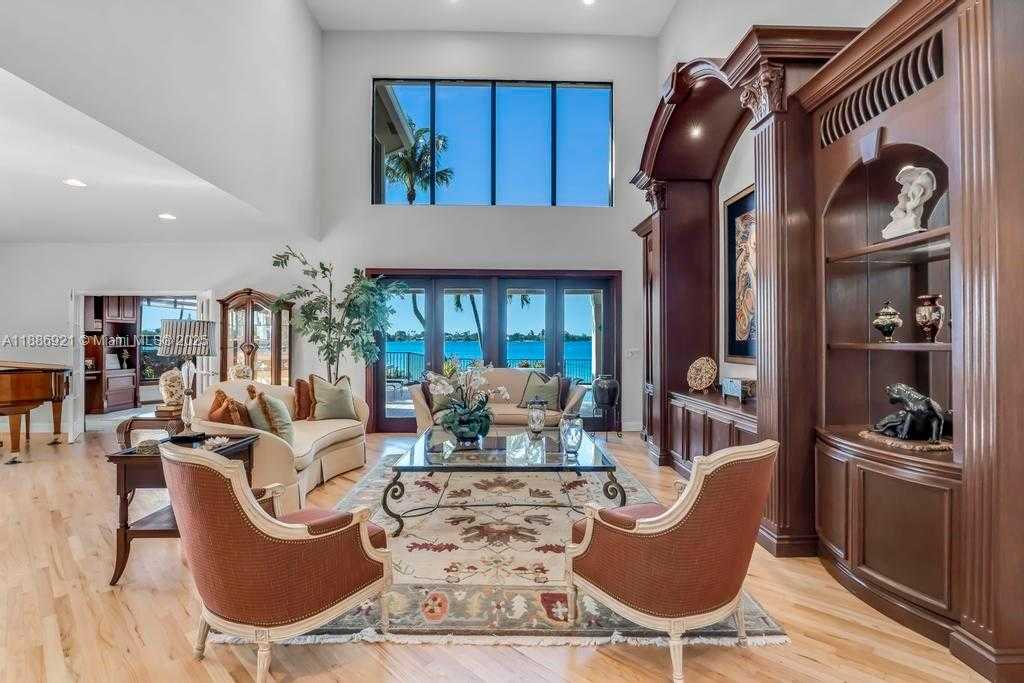 Small Image of 18112 NORTH WEST 15TH CT, Pembroke Pines Number 6