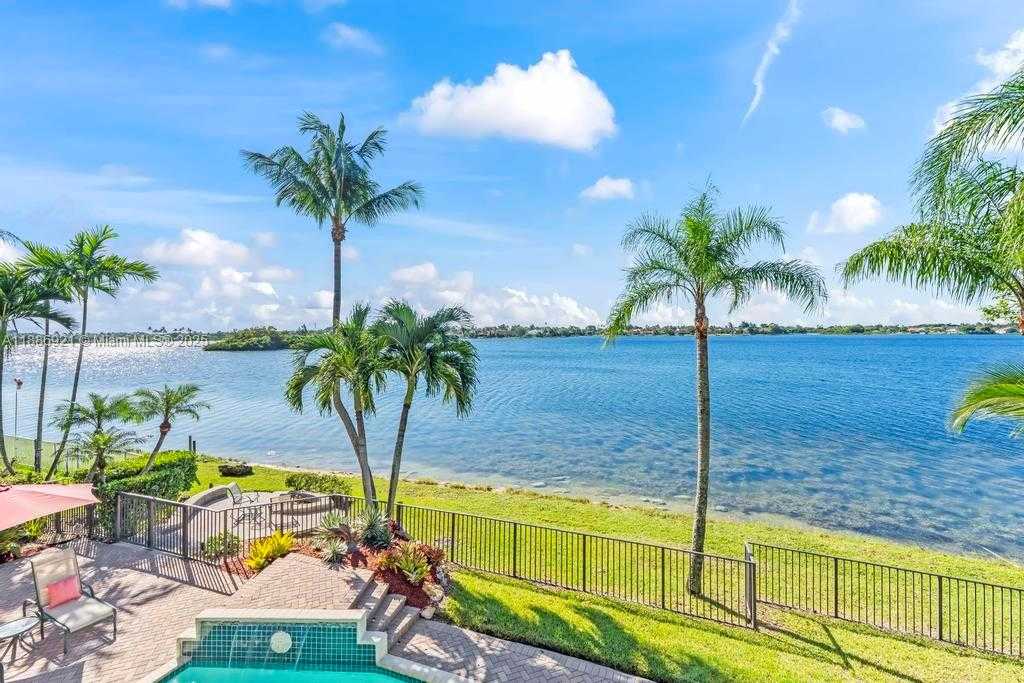 Small Image of 18112 NORTH WEST 15TH CT, Pembroke Pines Number 61