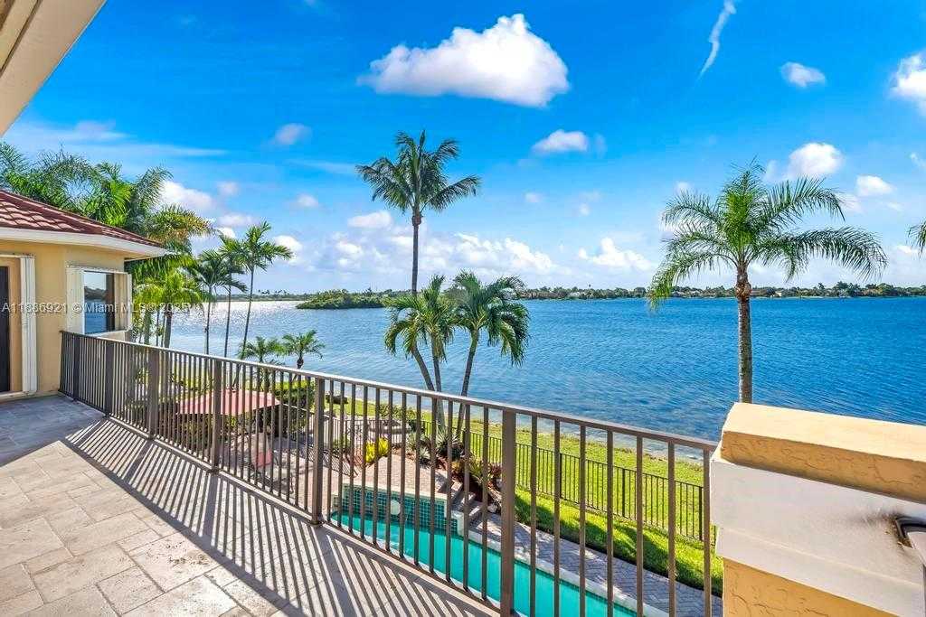 Small Image of 18112 NORTH WEST 15TH CT, Pembroke Pines Number 62