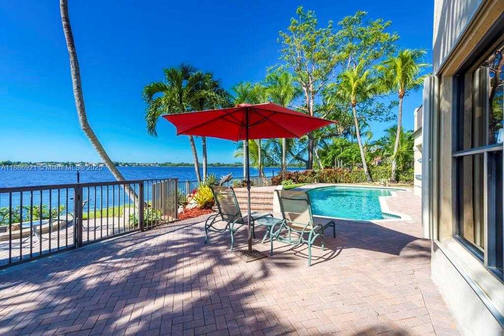 Small Image of 18112 NORTH WEST 15TH CT, Pembroke Pines Number 66