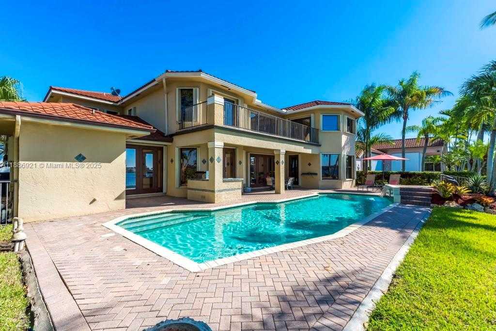 Small Image of 18112 NORTH WEST 15TH CT, Pembroke Pines Number 71