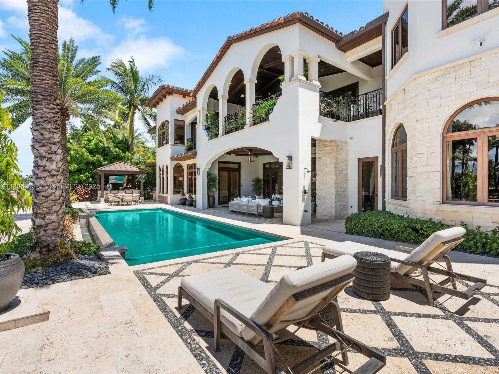 Small Image of 821 SOLAR ISLE DR, Fort Lauderdale Number 10