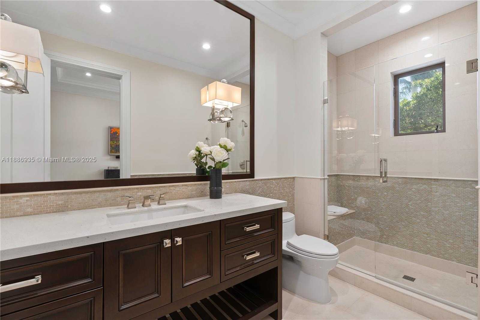 Small Image of 821 SOLAR ISLE DR, Fort Lauderdale Number 37