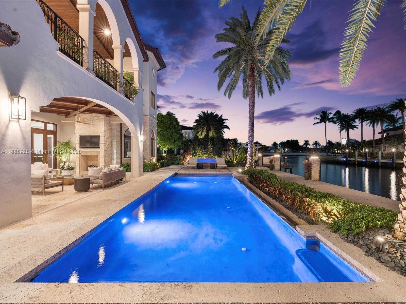 Small Image of 821 SOLAR ISLE DR, Fort Lauderdale Number 4