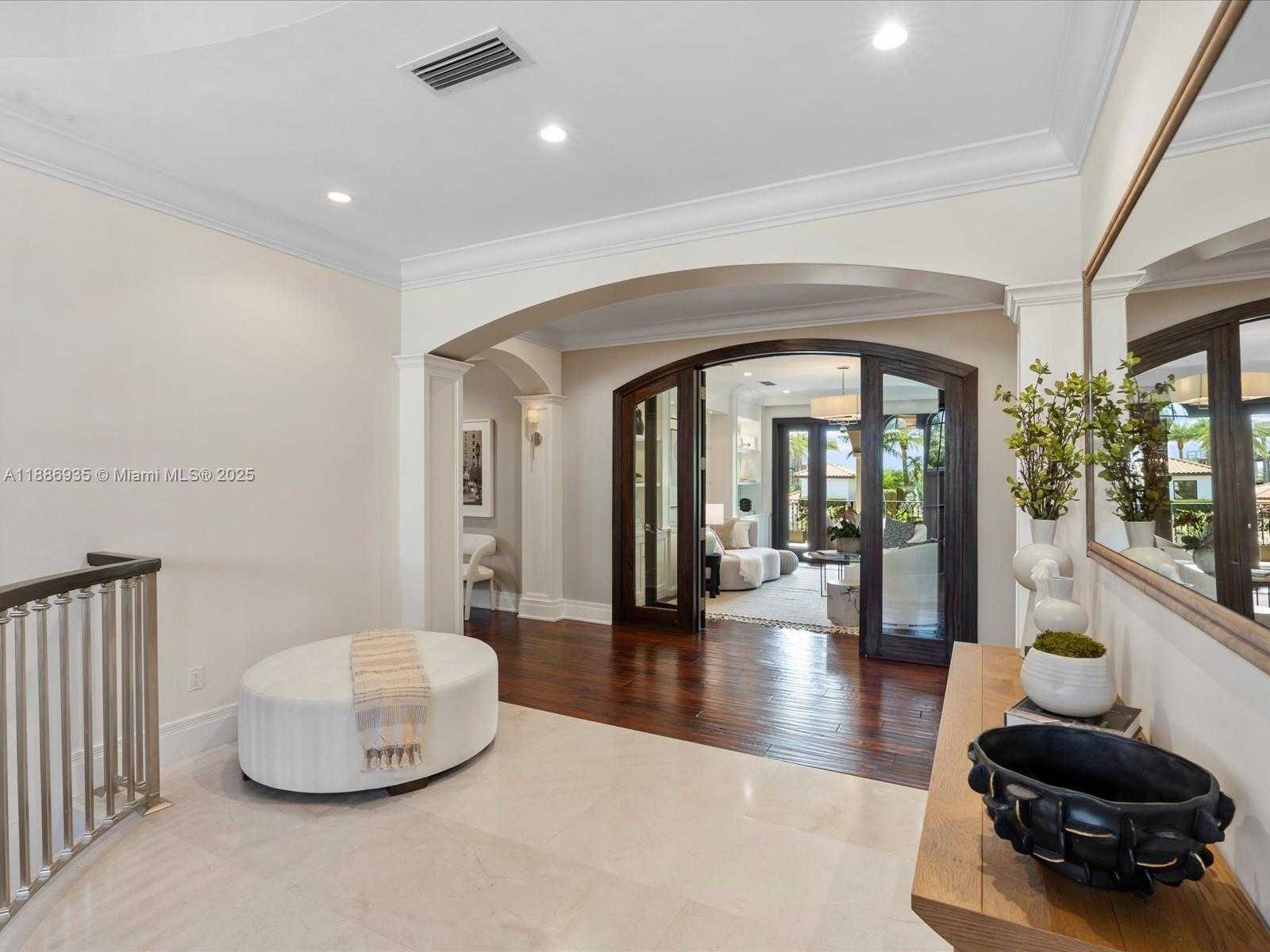 Small Image of 821 SOLAR ISLE DR, Fort Lauderdale Number 46