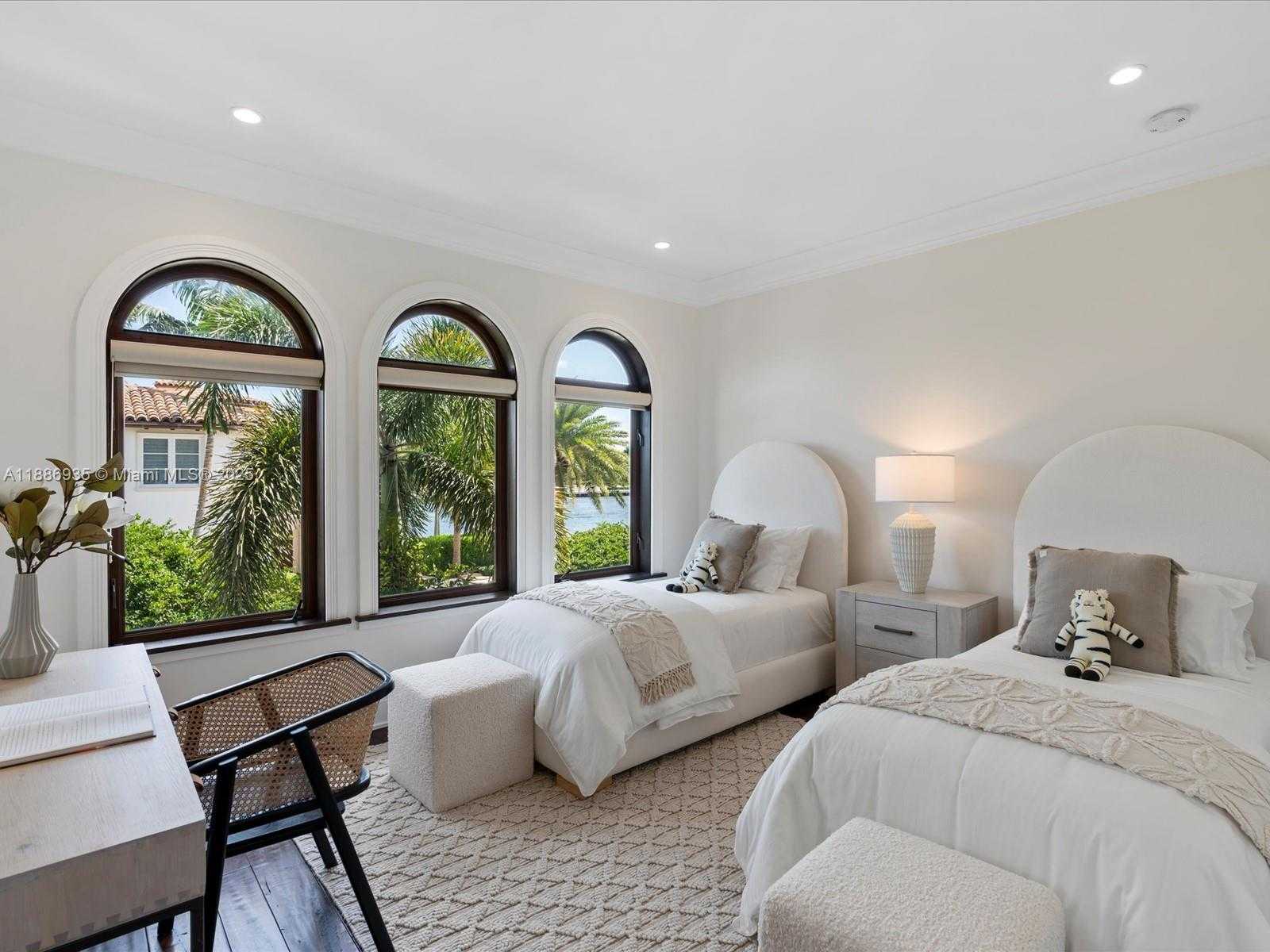 Small Image of 821 SOLAR ISLE DR, Fort Lauderdale Number 67