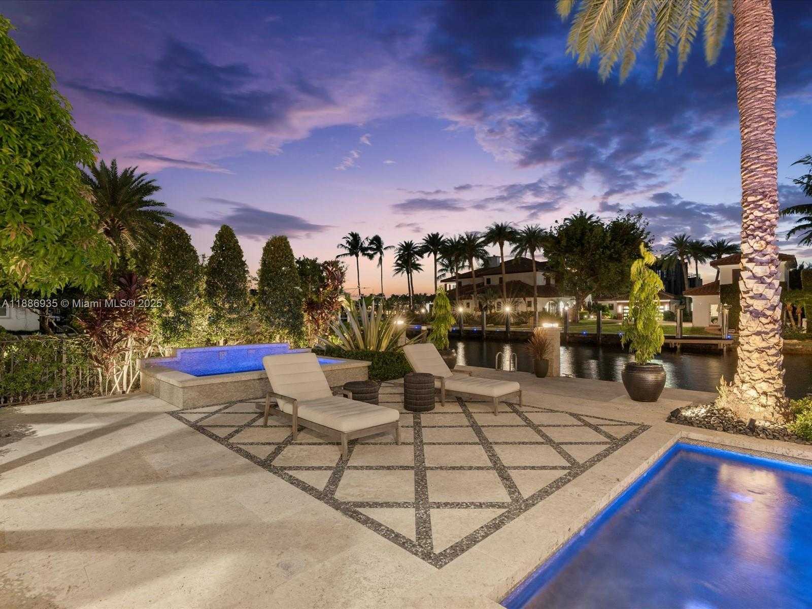 Small Image of 821 SOLAR ISLE DR, Fort Lauderdale Number 75