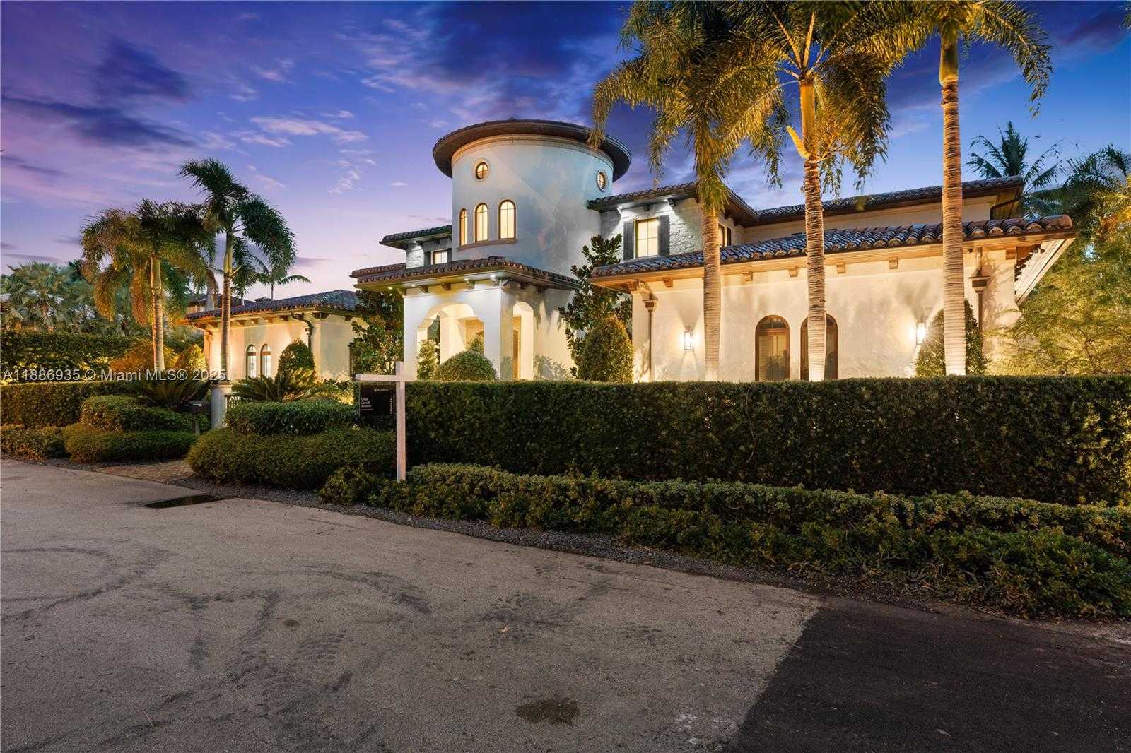 Small Image of 821 SOLAR ISLE DR, Fort Lauderdale Number 79