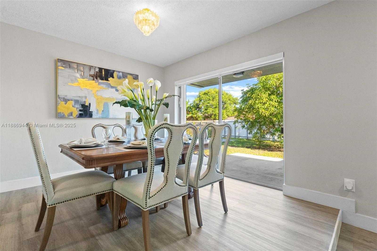 Small Image of 1465 NORTH WEST 181ST ST, Miami Gardens Number 4