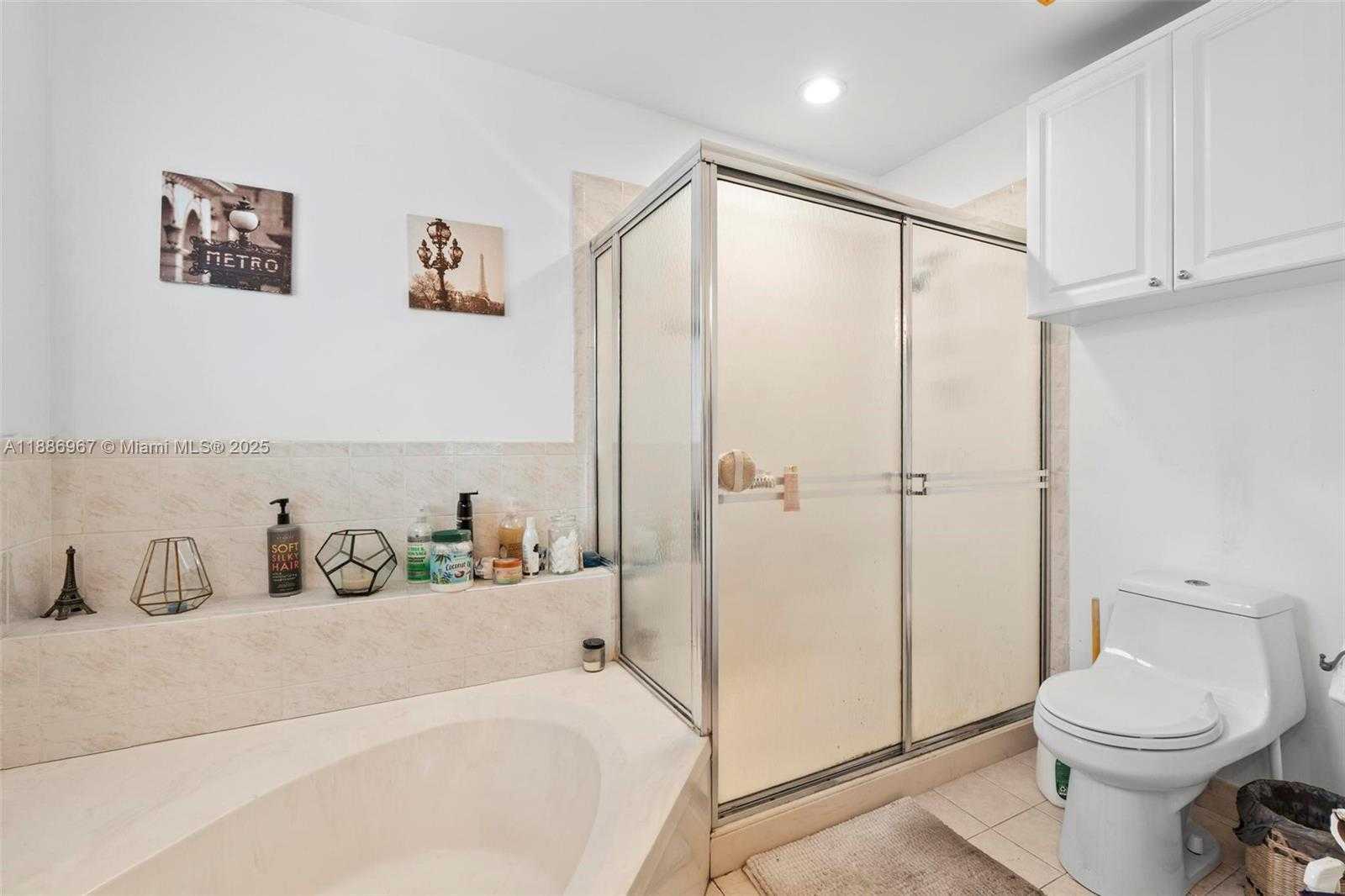 Small Image of 16898 CRESTVIEW LN, Weston Number 10