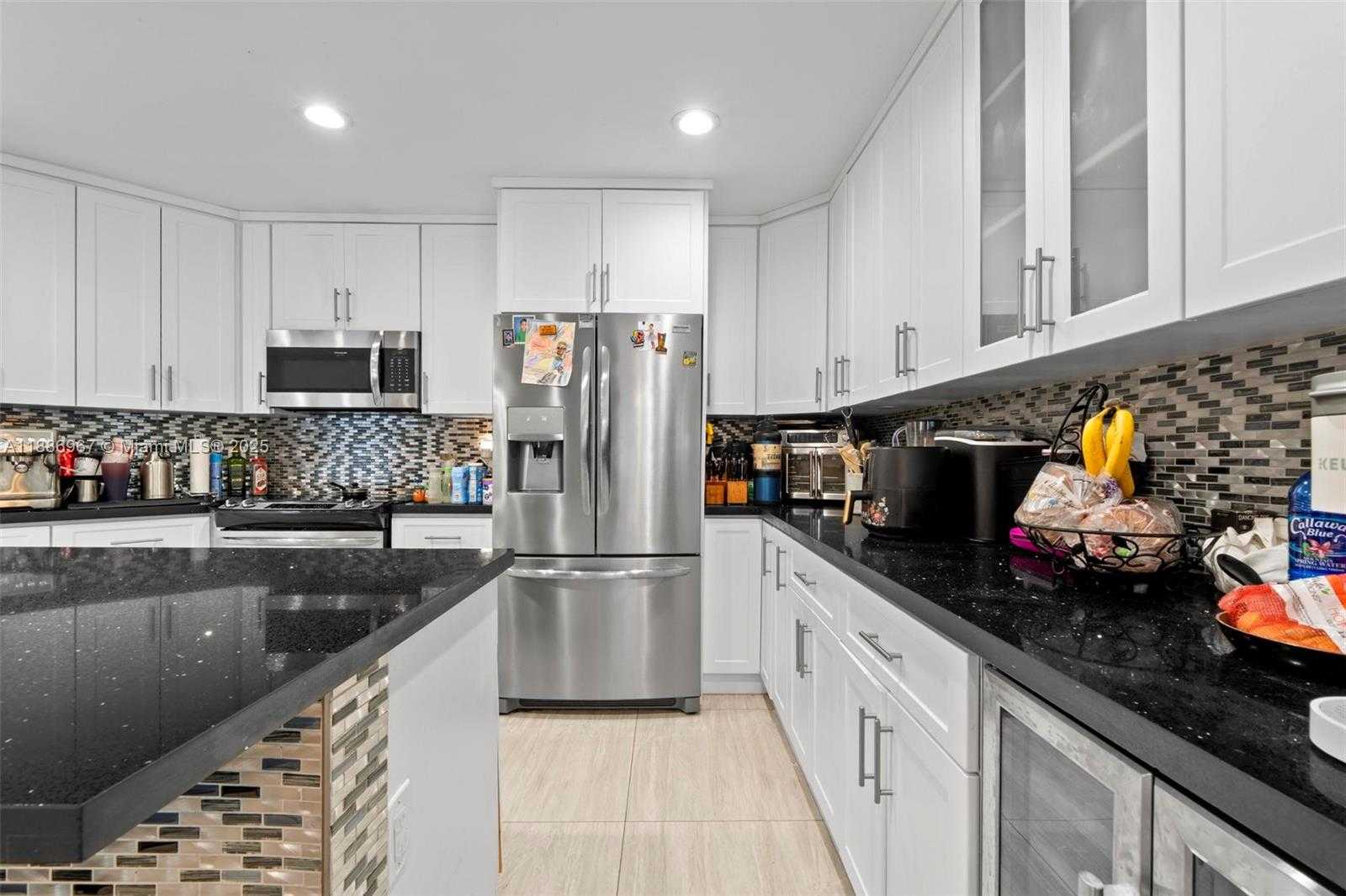 Small Image of 16898 CRESTVIEW LN, Weston Number 19