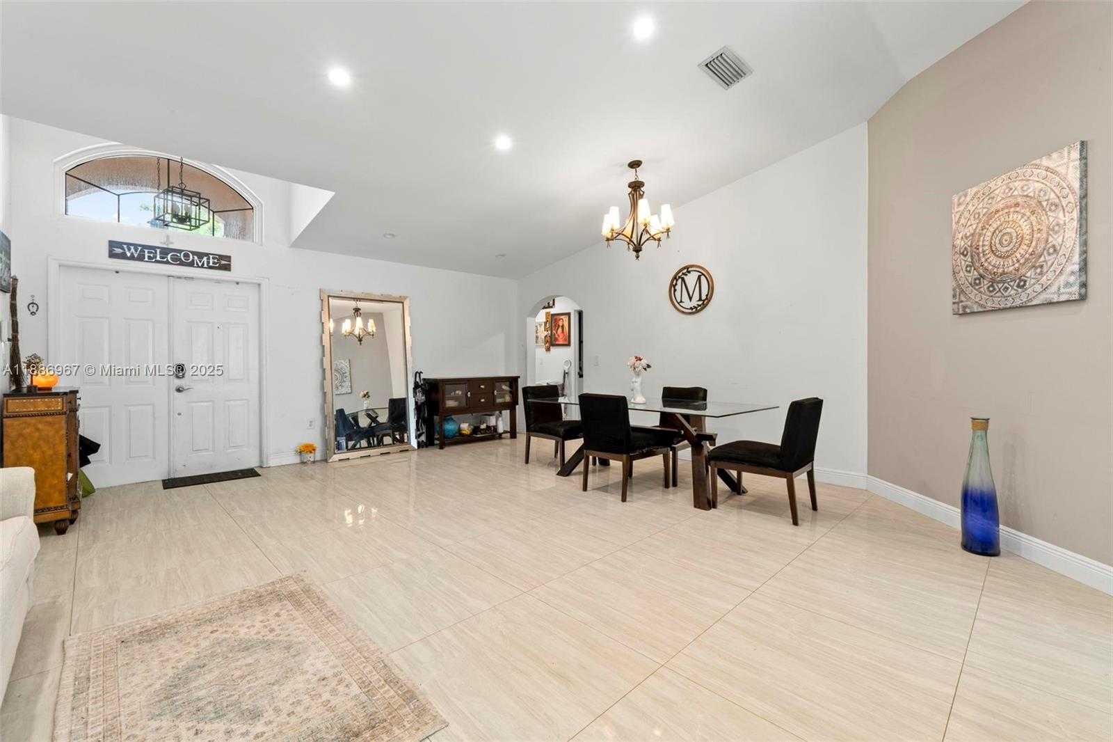Small Image of 16898 CRESTVIEW LN, Weston Number 25