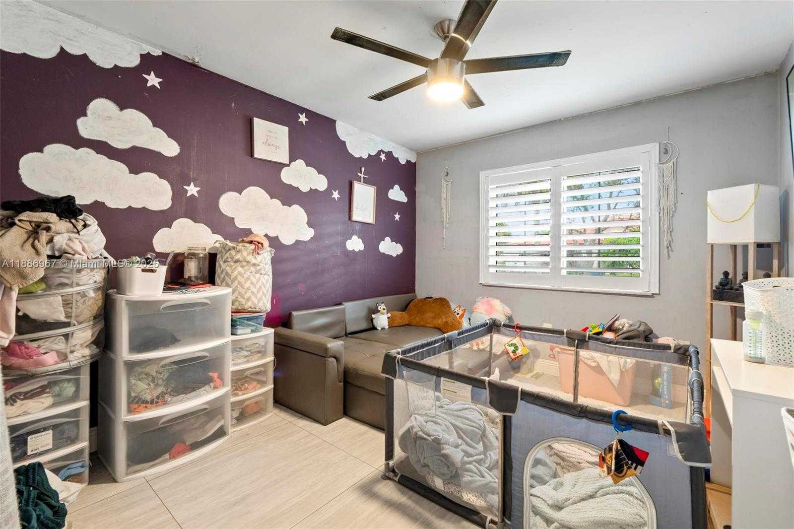 Small Image of 16898 CRESTVIEW LN, Weston Number 8
