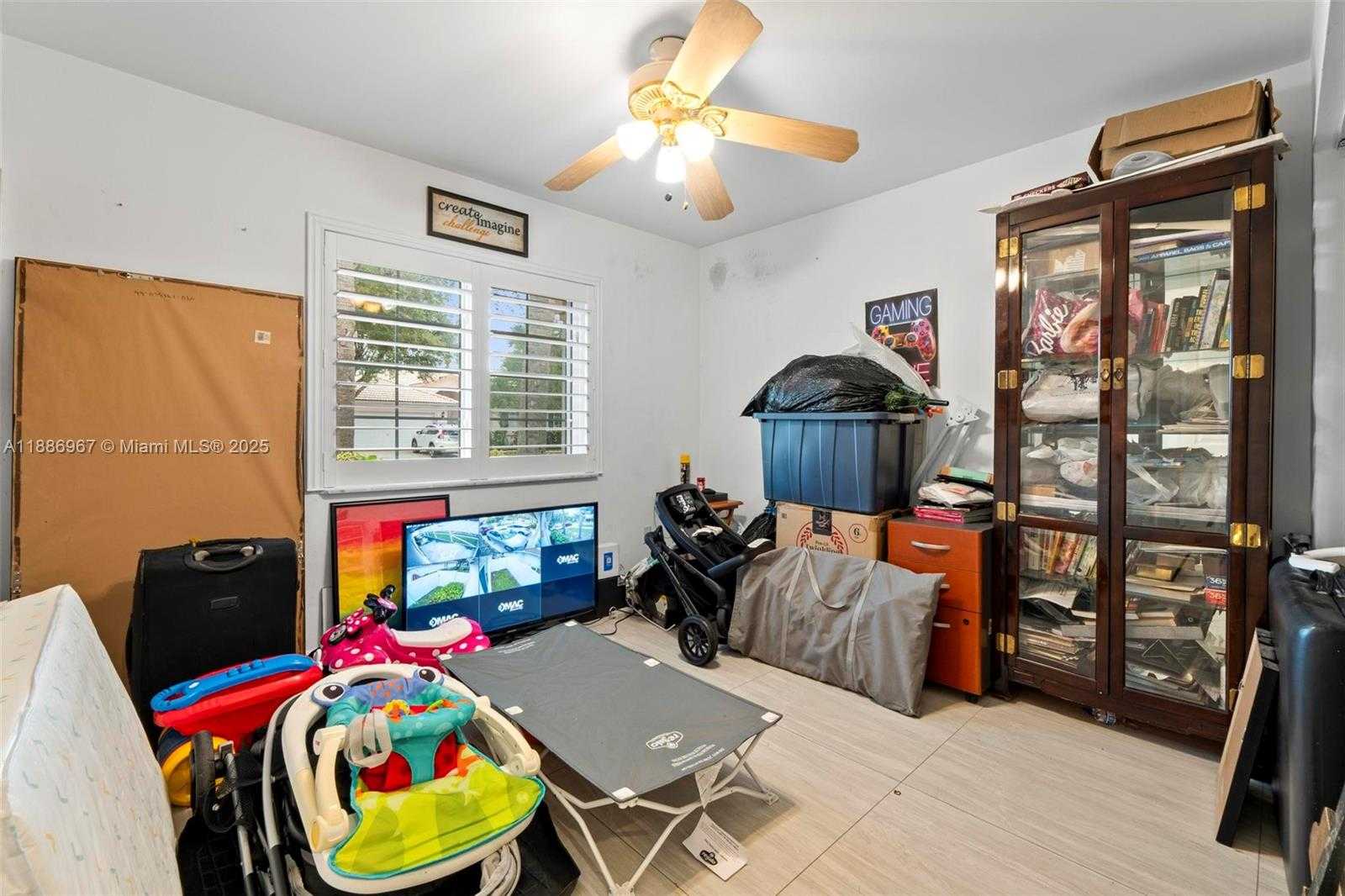 Small Image of 16898 CRESTVIEW LN, Weston Number 9
