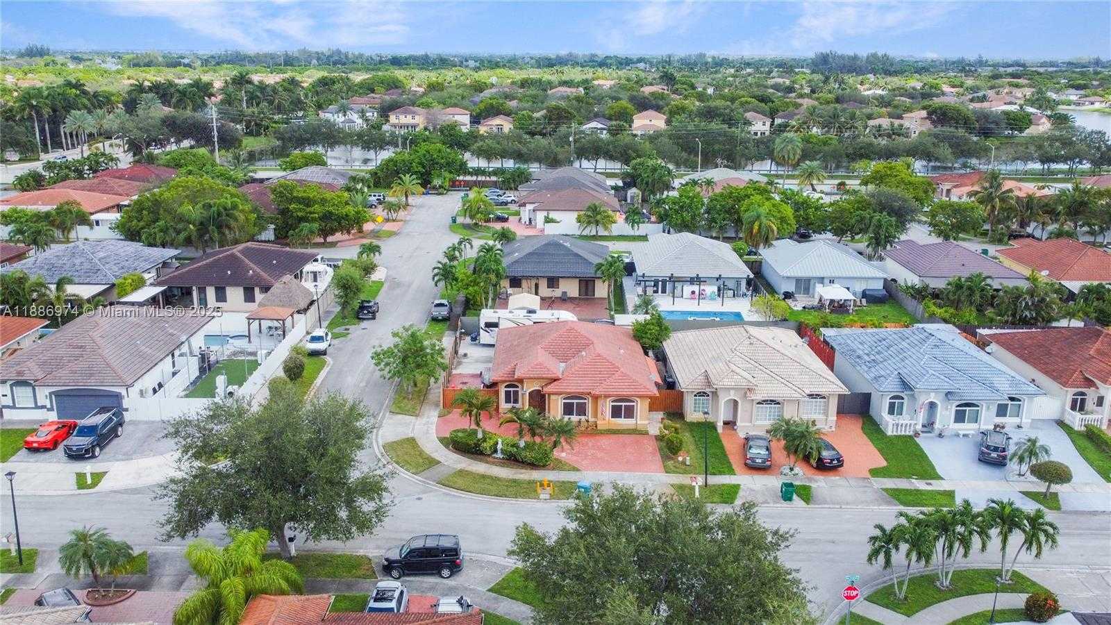 Small Image of 7897 NORTH WEST 200TH TER, Hialeah Number 34