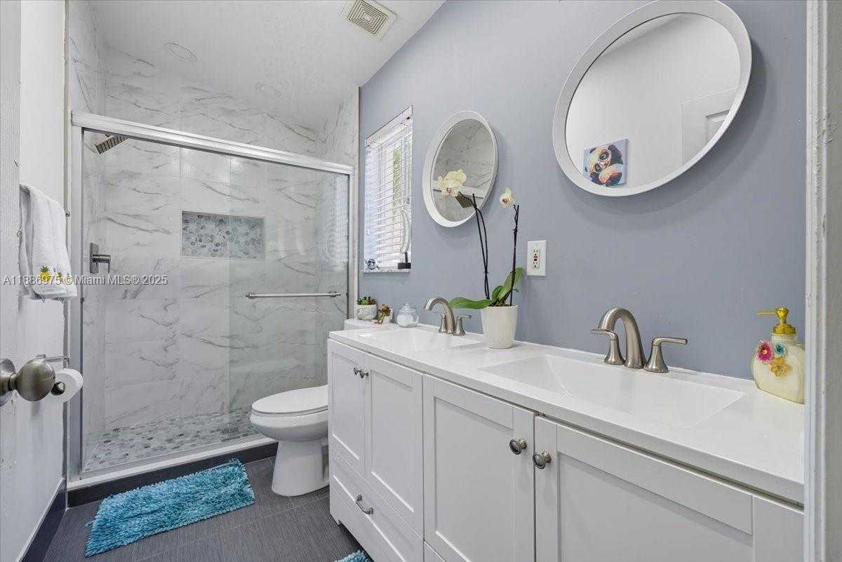 Small Image of 4642 SOUTH WEST 12TH CT, Deerfield Beach Number 20