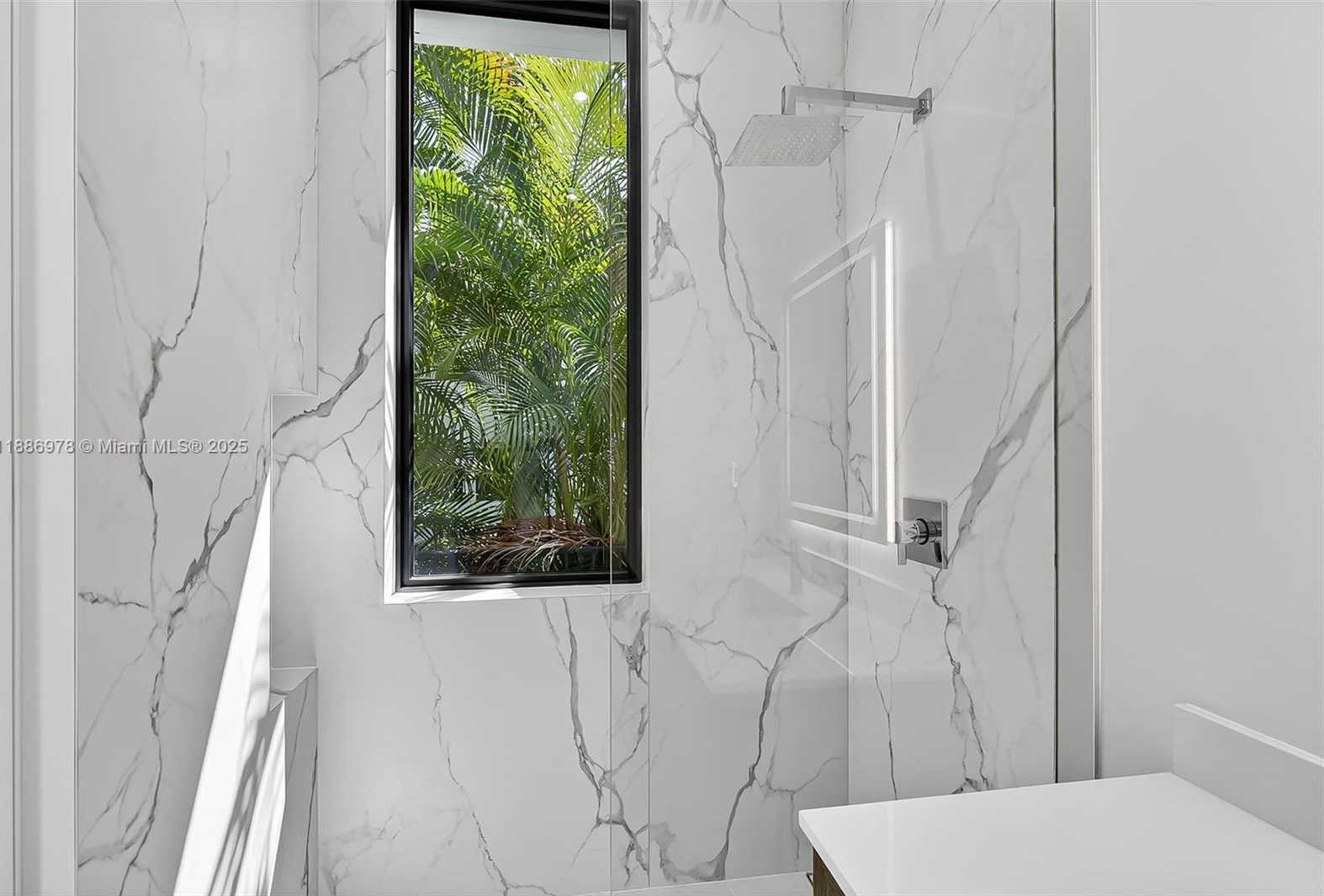 Small Image of 620 SOLAR ISLE DR, Fort Lauderdale Number 23