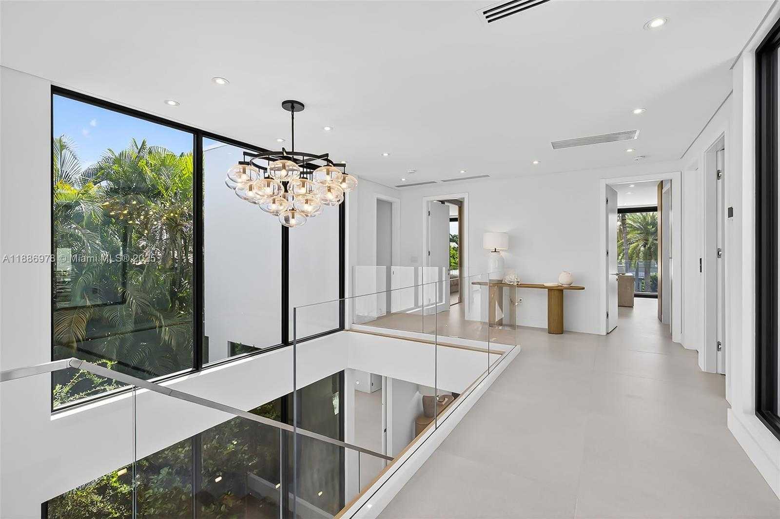 Small Image of 620 SOLAR ISLE DR, Fort Lauderdale Number 39