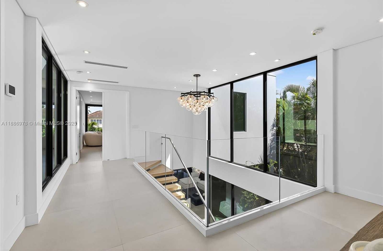 Small Image of 620 SOLAR ISLE DR, Fort Lauderdale Number 40